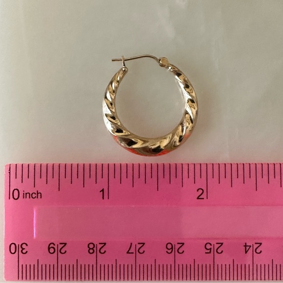 14k Solid Gold Twisted Hoop Earrings - Picture 15 of 16